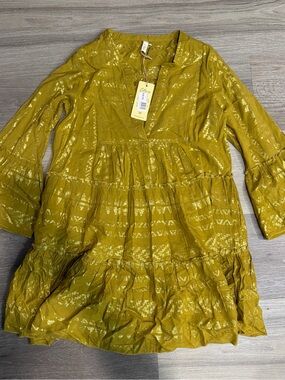 Elan Mustard Yellow Gold Tiered Tunic Dress Size Medium Bell Sleeve